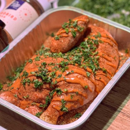 Half Bangin' Buffalo Chicken- Pittbros Half Bangin' Buffalo Chicken- Pittbros