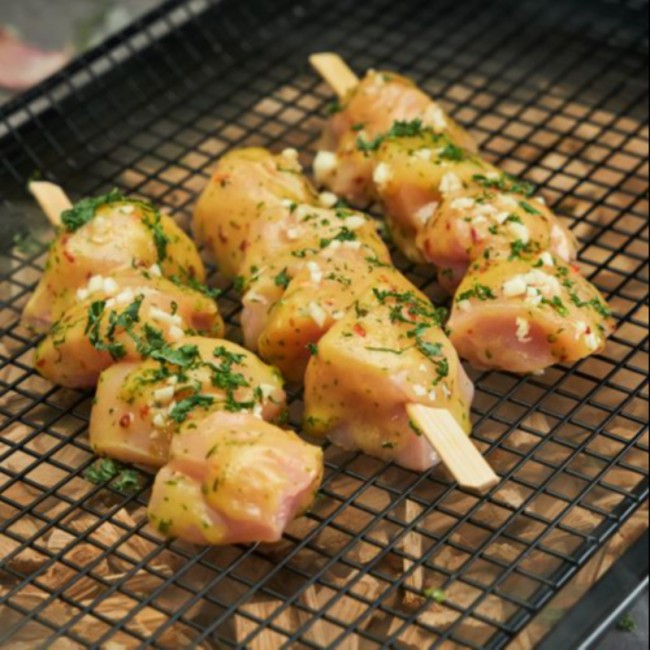 Garlic & Herb Chicken Skewers X 4